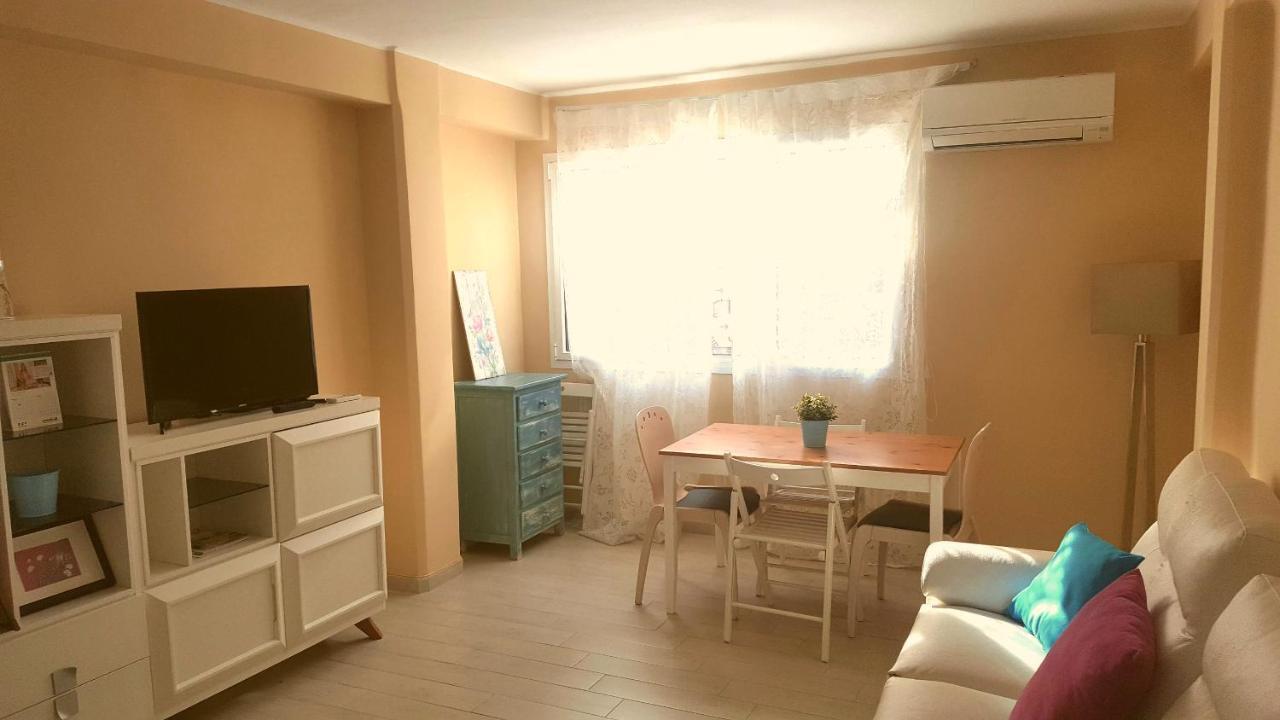 Apartamento Vialia Málaga Extérieur photo